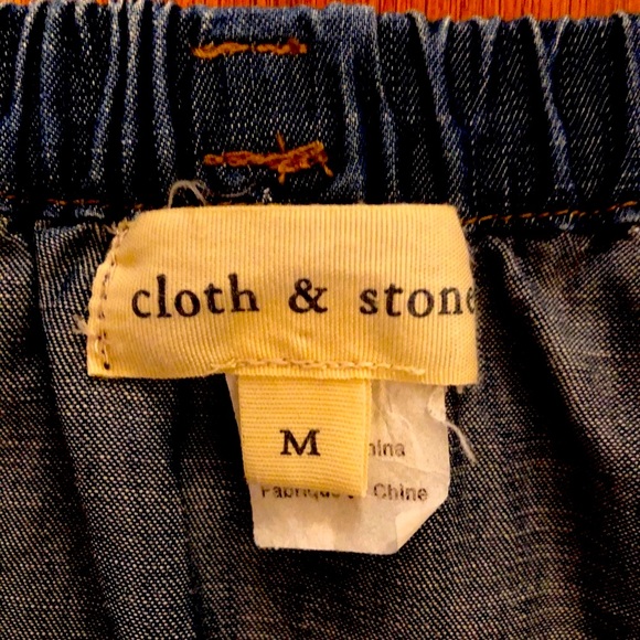 Cloth and Stone off the shoulder top - Picture 7 of 7